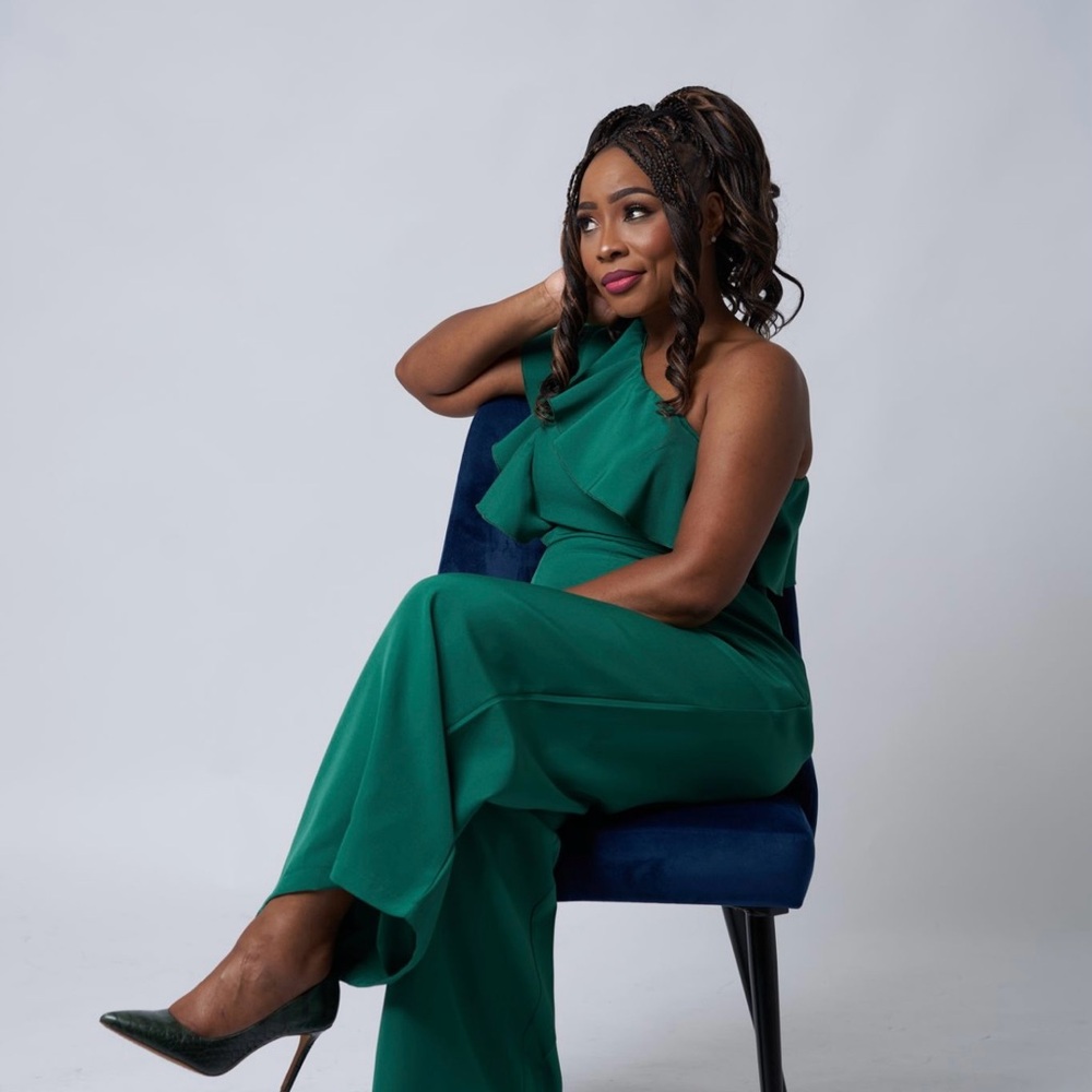 Meet your Posher, Mesha